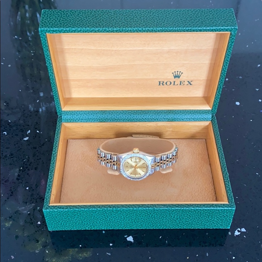 ROLEX Oyster Perpetual - Women’s